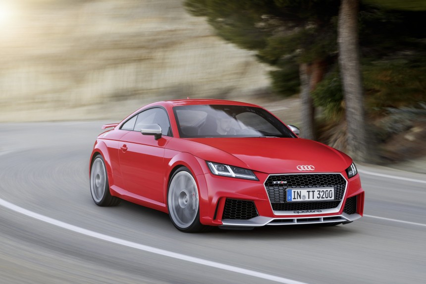 Новый Audi TT RS: мотор — как у суперкара