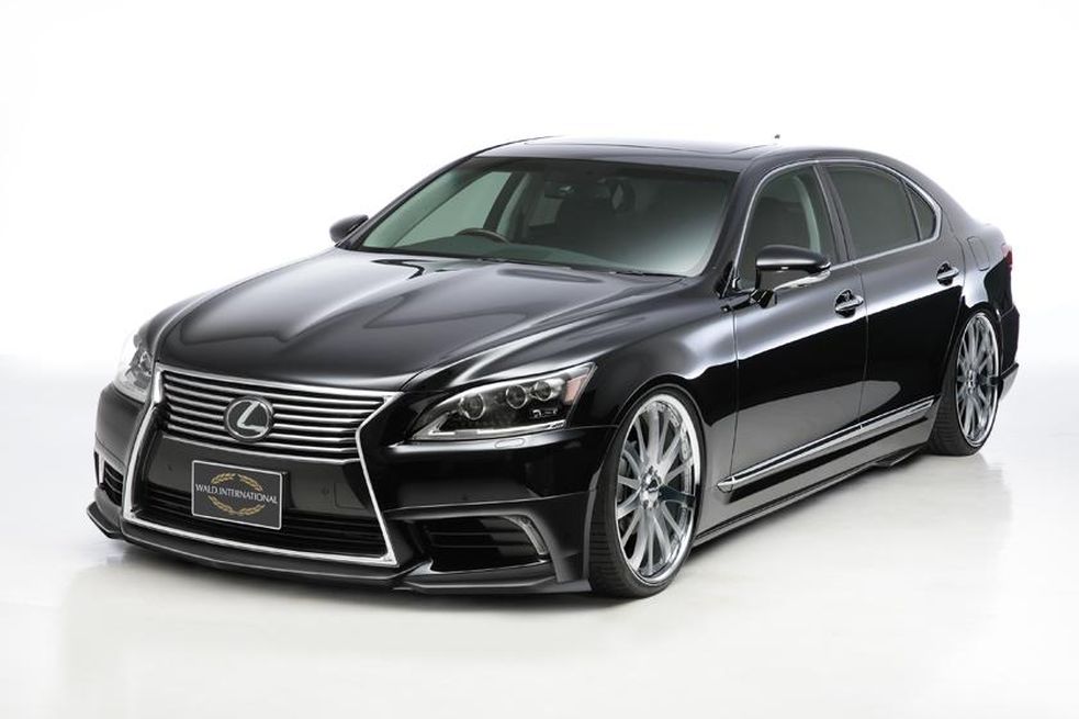 Японцы улучшили дизайн нового Lexus LS 2013