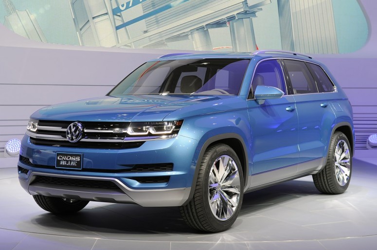 Концепт Volkswagen CrossBlue: больше, но хуже Touareg