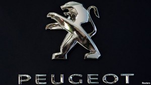 Работники завода Peugeot во Франции бастуют