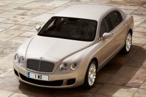 Киевлянка продала свой Bentley Continental за 500 гривен