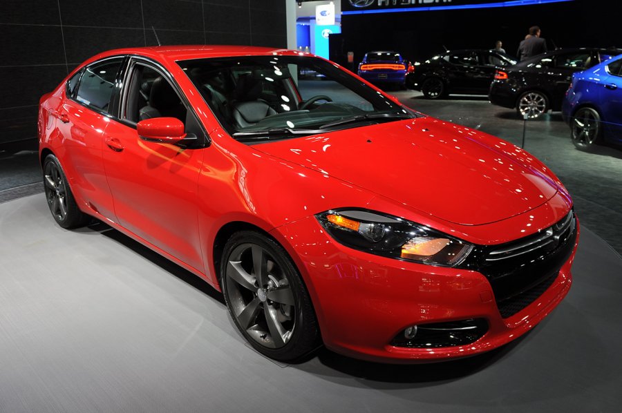 Новый Dodge Dart GT «зажег» автошоу в Детройте 2013