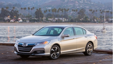 Honda Accord назвали самым экономичным седаном