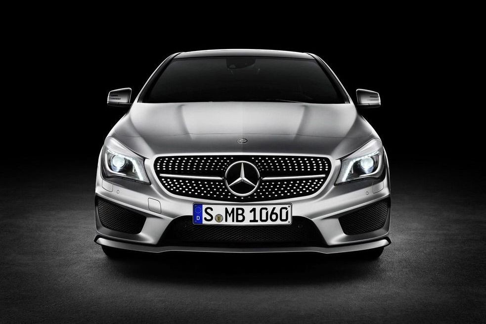 Новый Mercedes CLA выходит на охоту