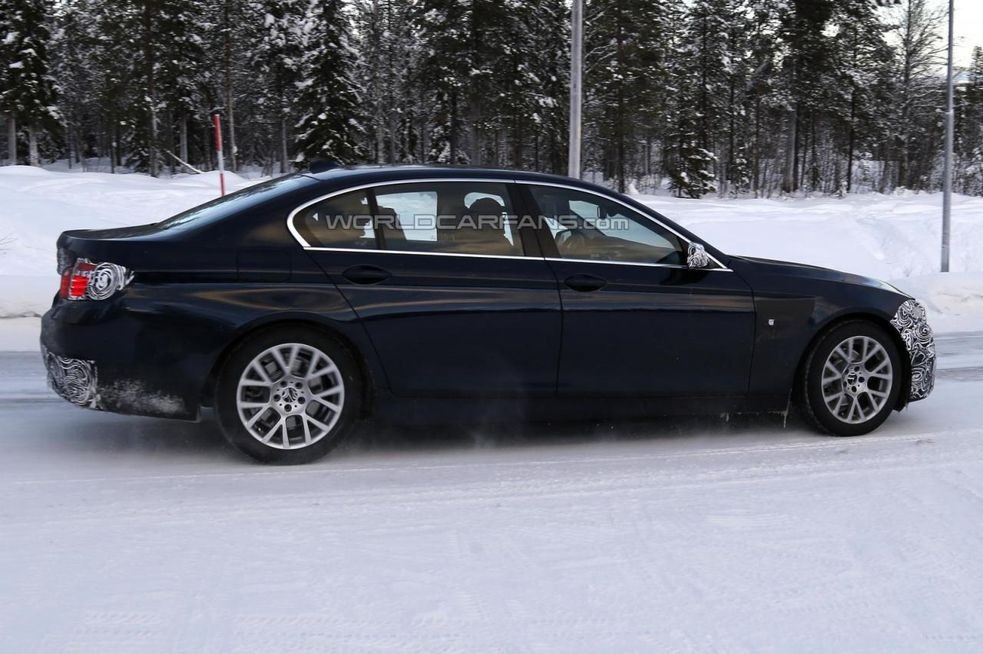 Новый седан BMW 5-серии 2014 года попался шпионам