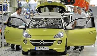 Opel запустил компакт-кар Adam в серийное производство