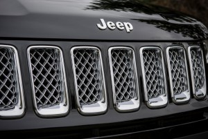 Jeep готовит 7-местный внедорожник