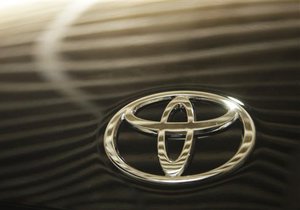 Toyota увеличила чистую прибыль в четыре раза