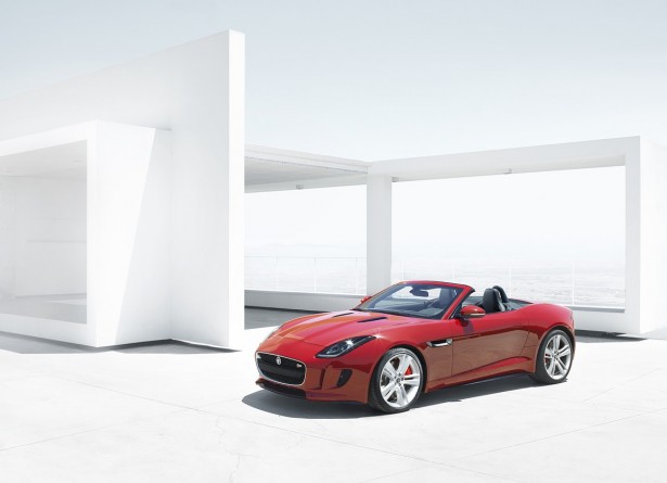 В Сеть слили комплектации Jaguar F-Type