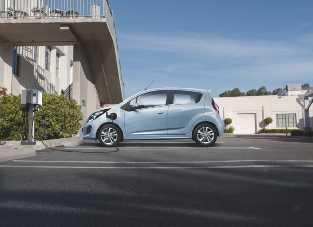 Chevrolet вновь не объявил запас хода электрического Spark EV
