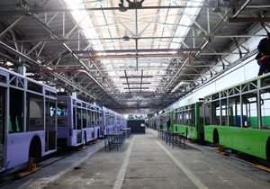 Львовский автомобильный завод временно приостановил свою работу