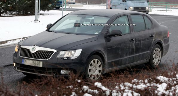 Skoda Superb получит легкие обновления