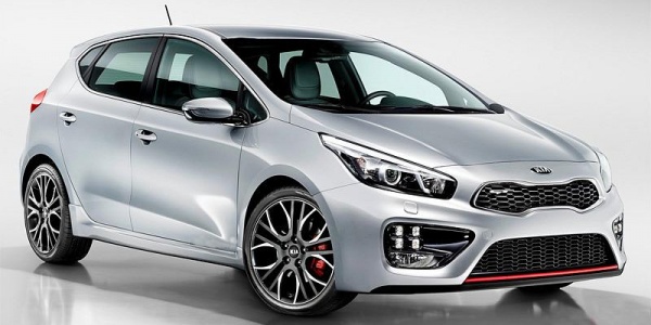 В Сеть попало изображение пятидверного хот-хэтча Kia ceed