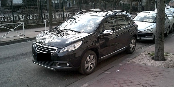 Peugeot 2008 заметили на дорогах общего пользования