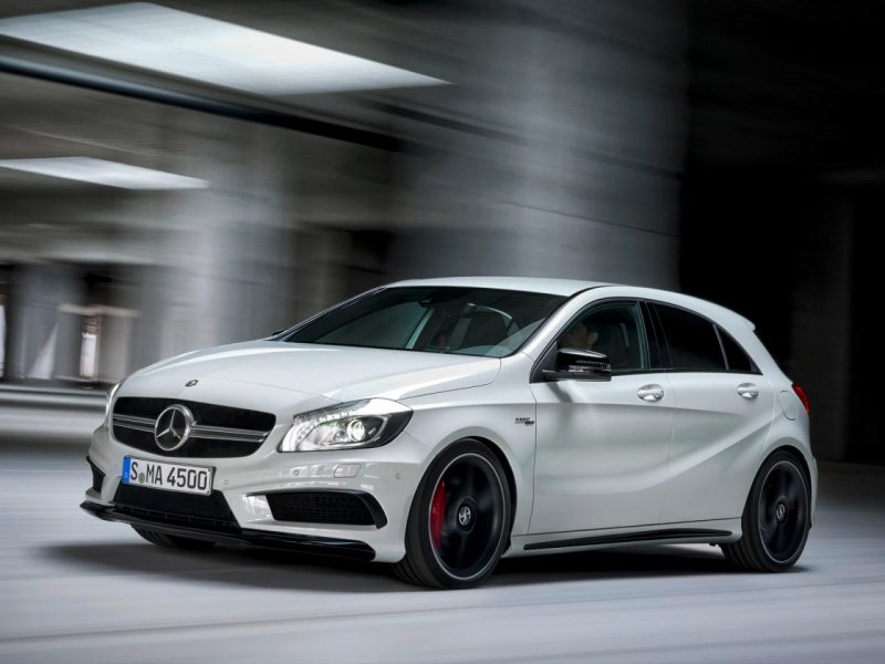 Mercedes-Benz A45 AMG: первые официальные фотографии