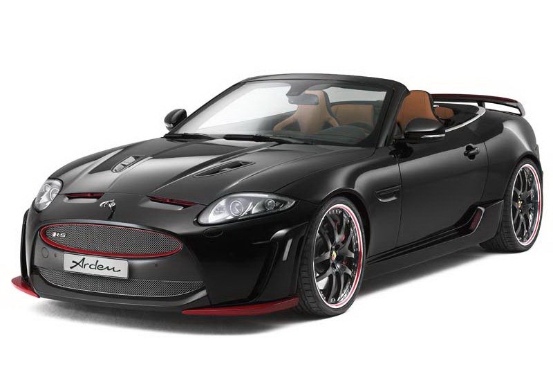 Jaguar XKR-S заулыбался