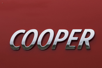 Новый Mini Cooper покажется уже на следующей неделе