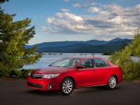 Седан Toyota Camry обновился