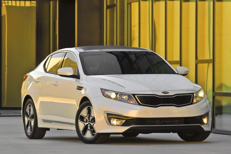 Kia сообщила о планах запуска гибридной версии Optima