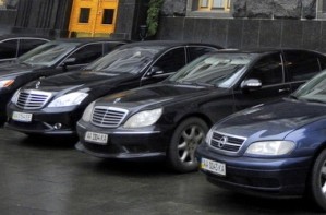 Клюев застраховал авто на 72 тысячи гривен, а такси в Конча-Заспе обошлось в полмиллиона