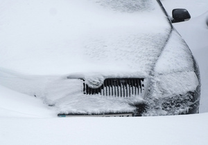 В течение трех суток с дорог Киева убрали 300 автомобилей, мешавших уборке снега