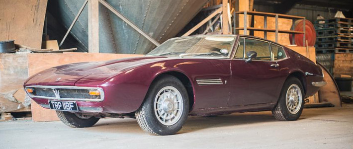 Простоявший 14 лет в гараже Maserati продадут за $18—25 тыс