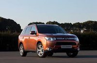 Mitsubishi Outlander придется потесниться