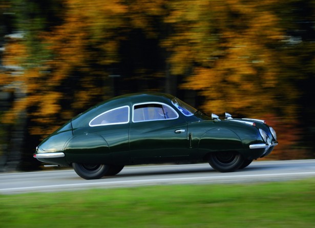 1947 VW Beetle оказался аэродинамичнее Mercedes-Benz CLA