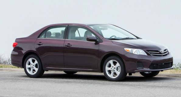 Toyota запустила две специальных версии Corolla LE и S