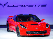 За пару лет Viper озвереет, а Corvette подешевеет