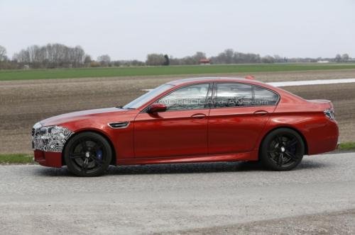 Обновленный BMW M5 попался фотошпионам на тестах в Европе