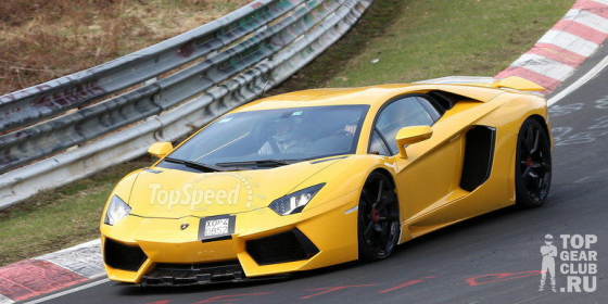 Шпионские фотографии Lamborghini Aventador SV