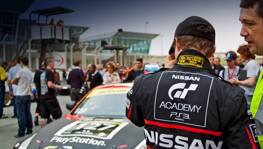 Следим за становлением гонщиков в проекте Nissan GT Academy