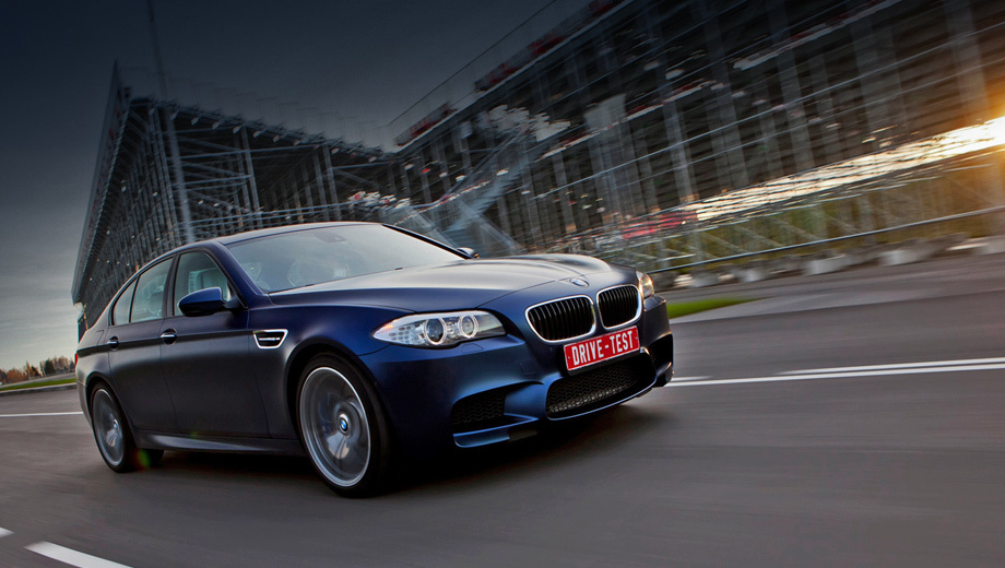 Спортивный седан BMW M5 получит заряд мощности