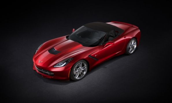 Первый Corvette Stingray 2014 Convertible продан за $ 1 миллион