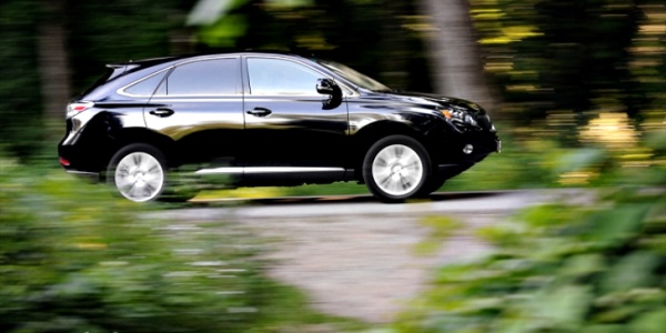 Lexus планирует выпустить семиместный кроссовер