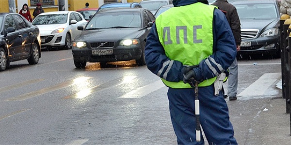 Инспектор ДПС опознал Павла Дурова в сбившем его водителе