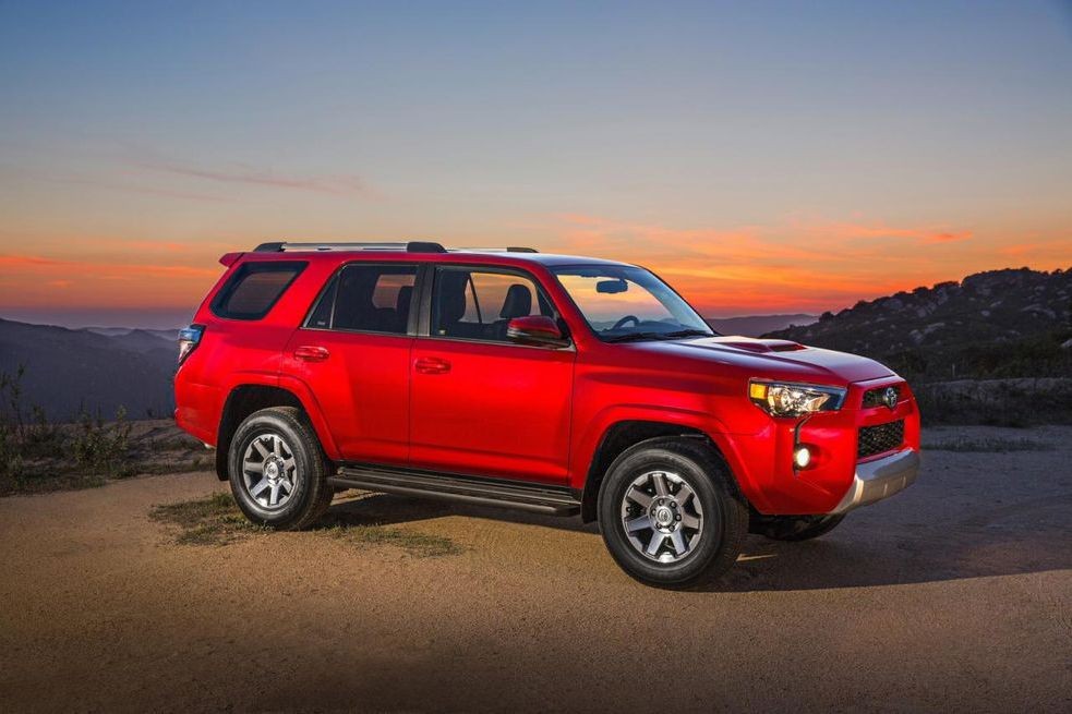 Брутальный внедорожник Toyota 4Runner обновился