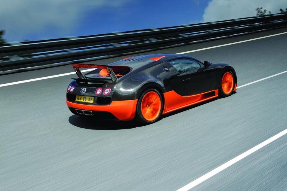Bugatti Veyron вернул себе звание самого быстрого автомобиля на планете