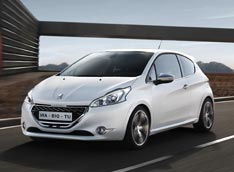 Peugeot 208 стал лидером B-сегмента в Европе