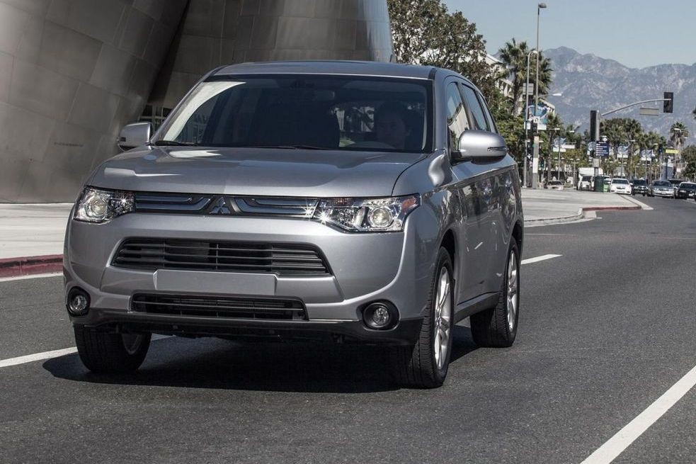 Подробно о новом кроссовере Mitsubishi Outlander