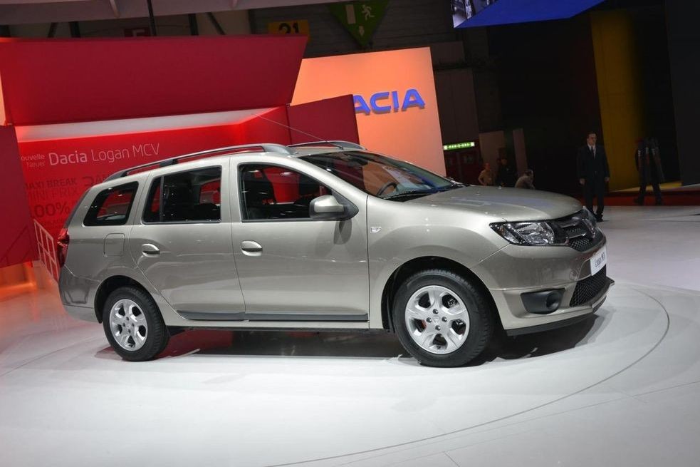 Самый дешевый универсал Dacia Logan MCV выходит на охоту