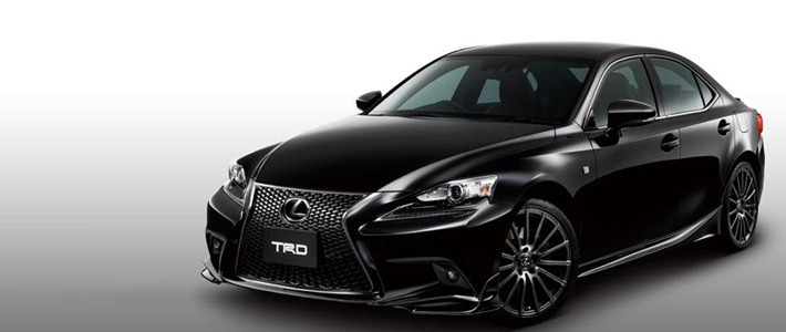 Японская тюнинг-компания прибавила агрессии внешности Lexus IS