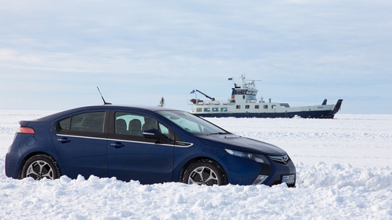 Поездки по морю в Ampera