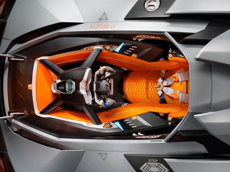 Lamborghini отметила юбилей одноместным суперкаром