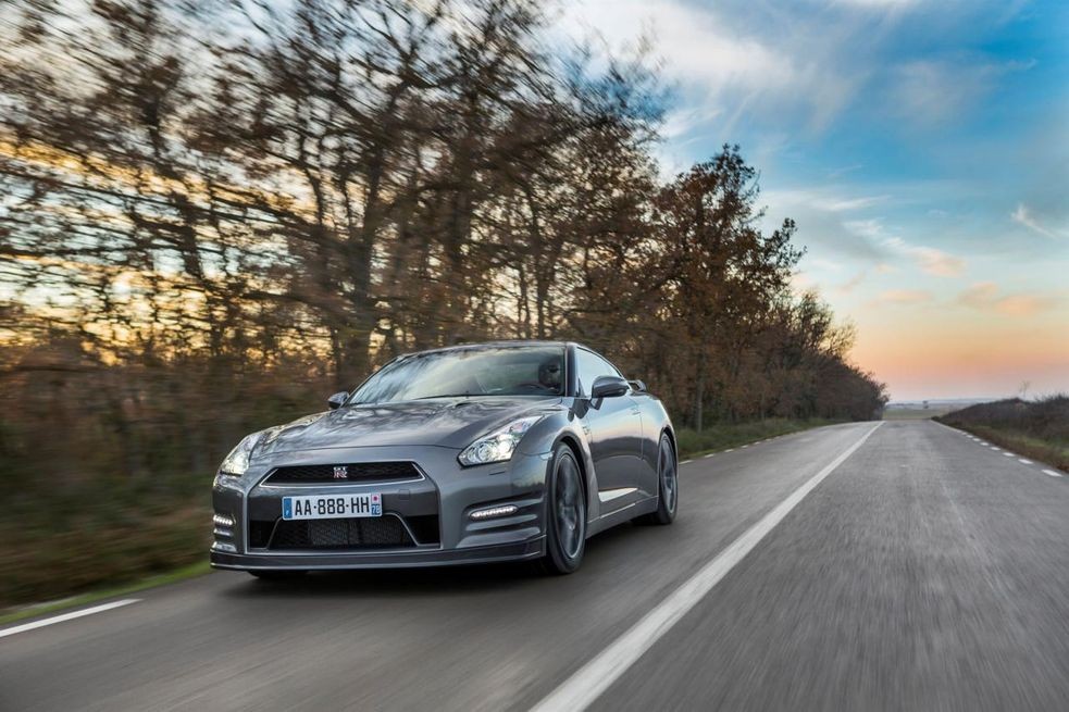 Новый Nissan GT-R для настоящих джентльменов