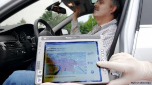 Автомобили в ЕС хотят оснастить системой автоматического вызова спасателей