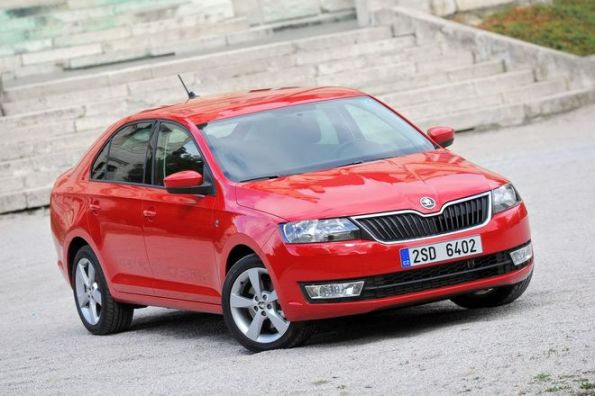 В мае Skoda Rapid опередил Renault Logan