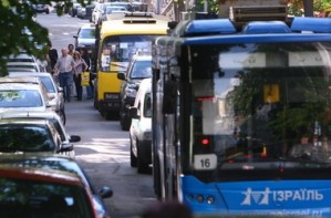 Общественный транспорт в Киеве несет колоссальные убытки – Попов