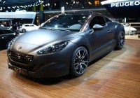 Появилось первое живое фото серийной версии Peugeot RCZ R